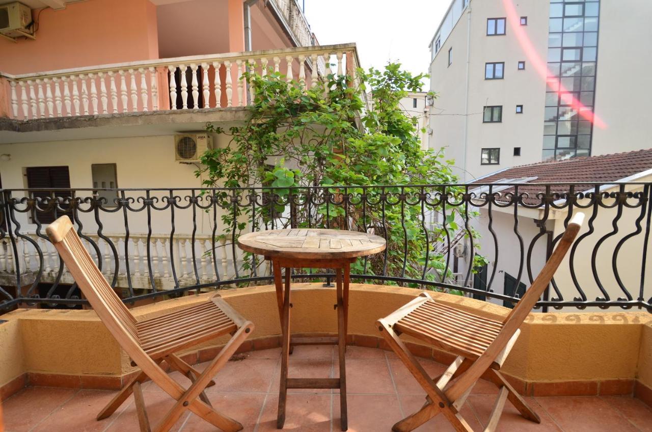 Hotel Meduza Bečići Buitenkant foto