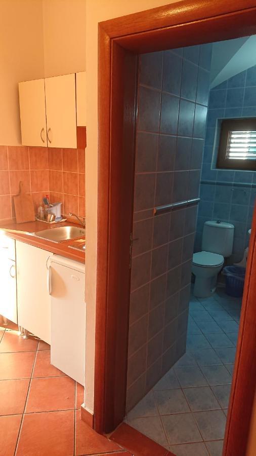 Hotel Meduza Bečići Buitenkant foto