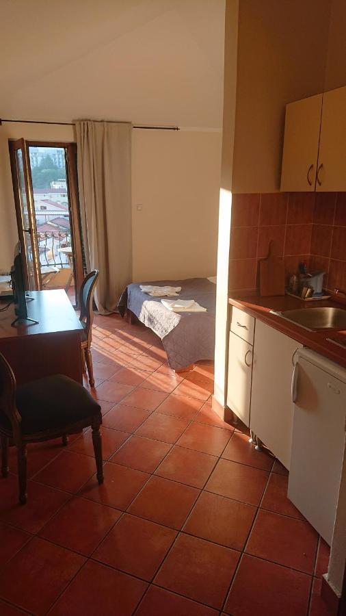 Hotel Meduza Bečići Buitenkant foto